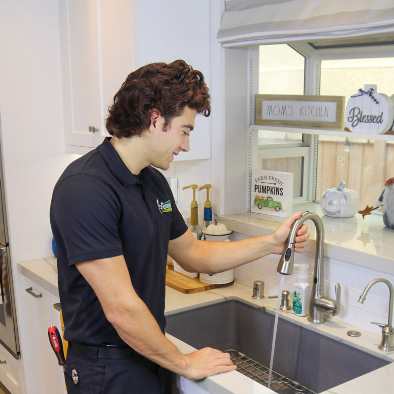 Working kitchen sink after pipe repiping wiseway team did at local home owner home