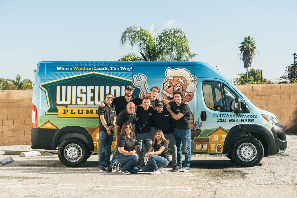 Team photo - wiseway plumbers