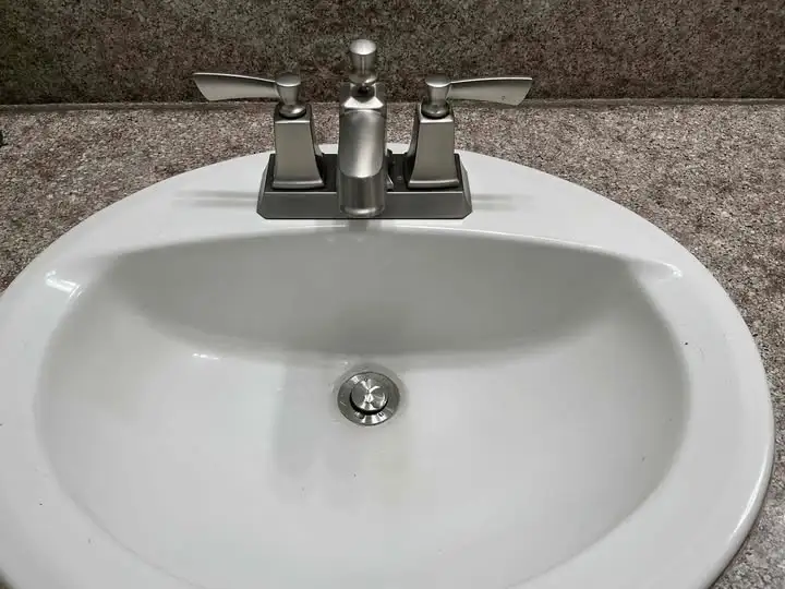 bathroom faucet replacement