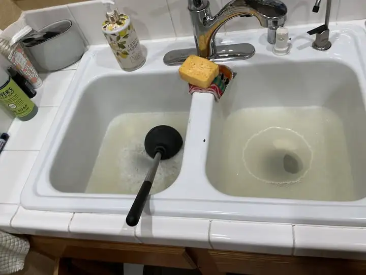 Clogged Kitchen Sink Cleared in El Segundo